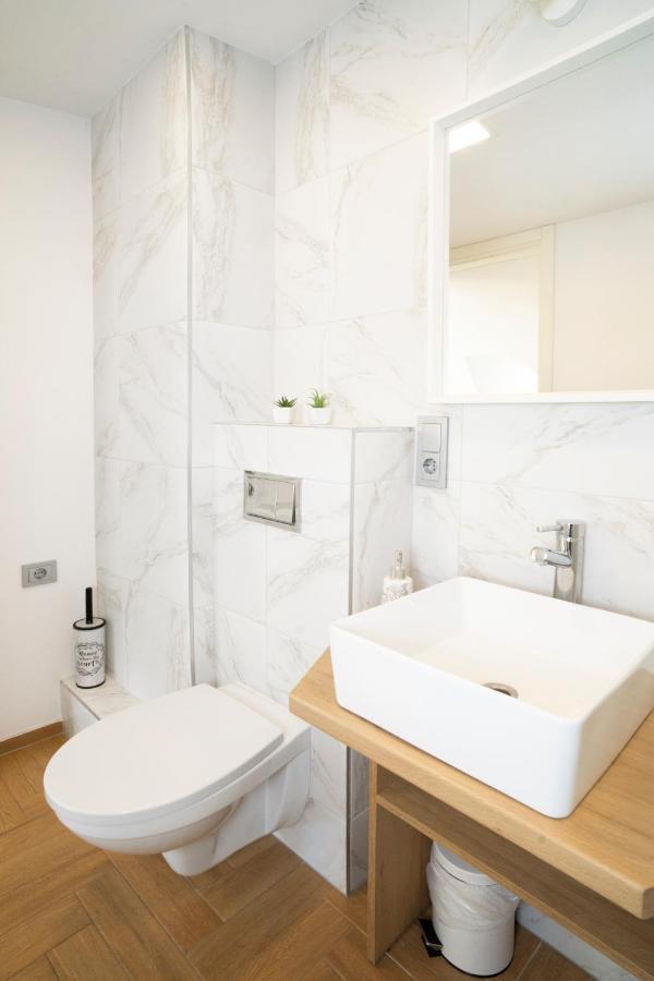 House 22A Apartments Каунас Екстер'єр фото